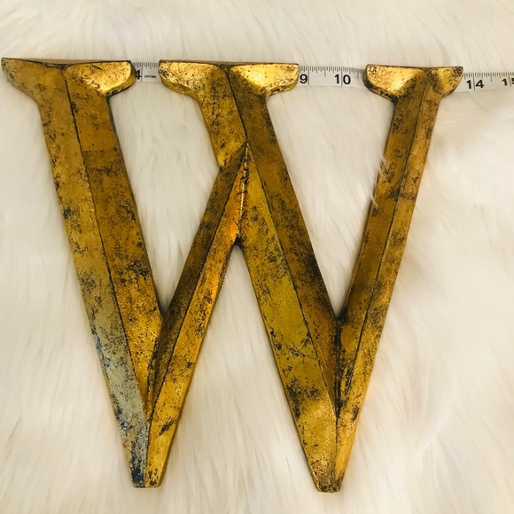 Letter “W” wooden monogram - Picture 6 of 10